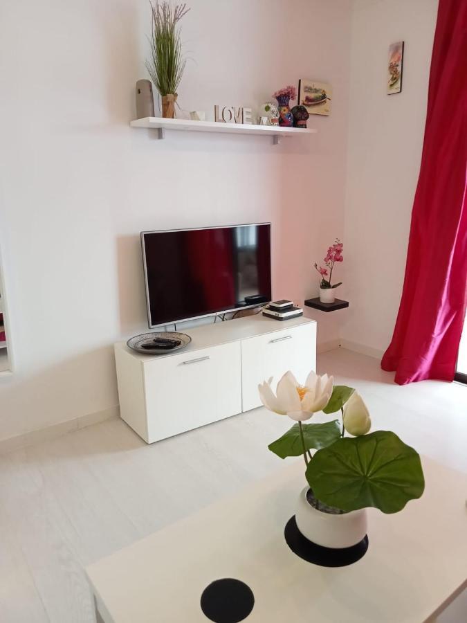 Apartamento En Primera Linea De Mar Tabaiba Екстериор снимка